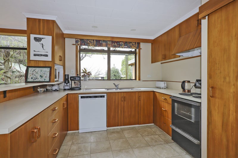 Image 2 of 25