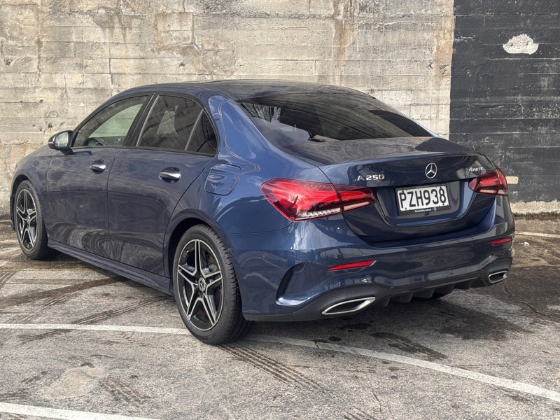 2023 Mercedes-Benz A 250 4Matic 2.0P/7AT63613533199490114