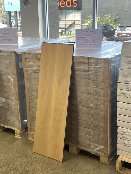 Laminate Devon 1200 Bedford 520 water resistant Carousel 1