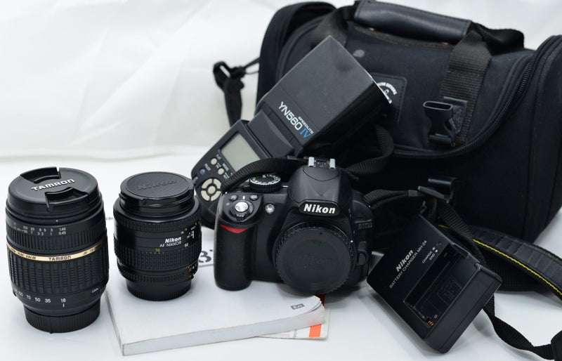 Nikon d3100*Only 8K shutter count/Camera Bundle with Flash & 2 X Lens & bag63900621476483113