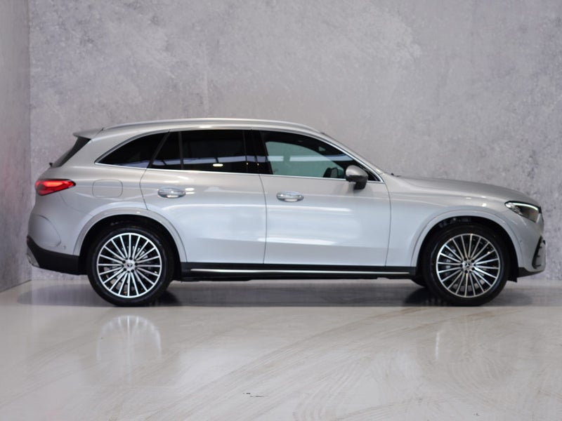 2025 Mercedes-Benz GLC 300 AMG Line63613533384706112