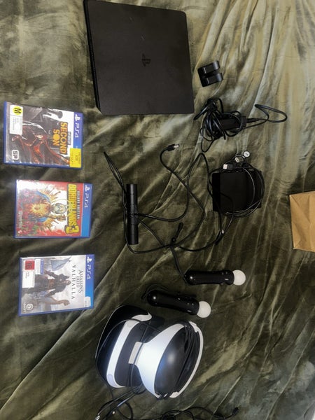 PlayStation 4 and VR headset bundle Carousel 1