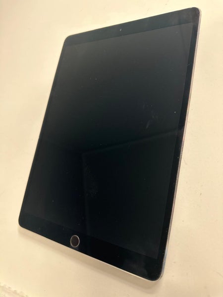 Apple iPad Pro 10.5" 64GB Space Grey Wifi Carousel 2
