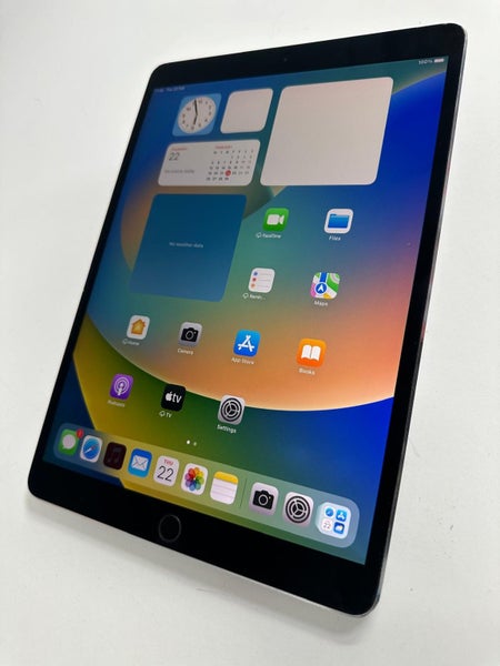 Apple iPad Pro 10.5" 64GB Space Grey Wifi Carousel 1