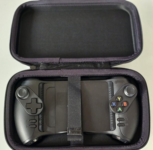 Mobile Gaming Controller Carousel 1