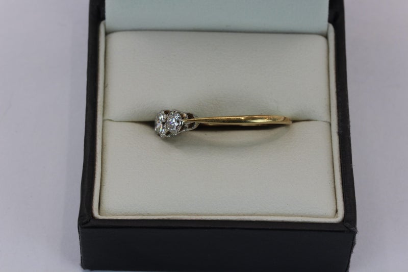 Vintage 0.37CT 18ct Diamond ring Carousel 2
