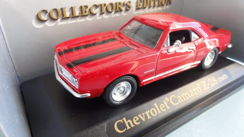 1967 Chevrolet Camaro Z-28 ~ Road Signature 1/43 Carousel 2