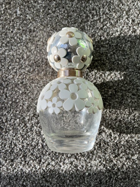 Mark Jacobs New York Designer Daisy Dream Parfum 75mls Collect Bottle Carousel 2