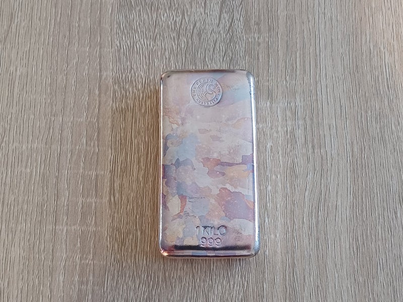 Genuine 1kg Perth Mint Silver Bar (.999 fine silver) Carousel 1