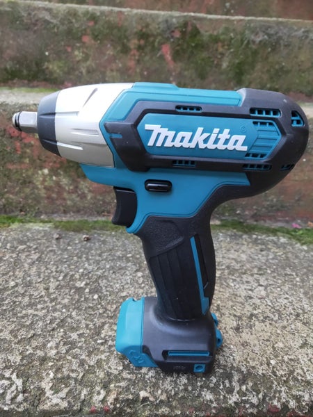 Makita TW140DZ 12Vmax CXT ?" (9.5mm) Impact Wrench Skin Only Carousel 1