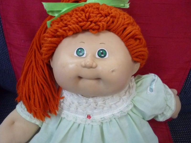Vintage Cabbage Patch doll with genuine clothes and shoes Carousel 2