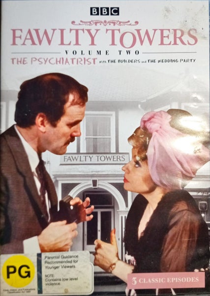 Fawlty Towers: Volume 2 - The Psychiatrist Carousel 1