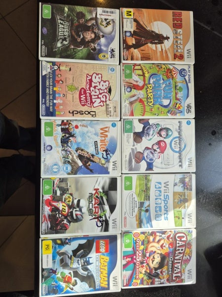Nintendo Wii and 20 games Carousel 8