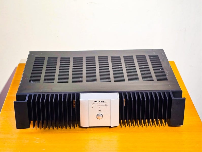 Rotel RB-1050 Power Amplifier – $630 Carousel 2