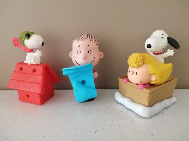 McDONALD'S TOYS - 6 x The Peanuts Movie - Charlie Brown and Snoopy (2015) Carousel 2