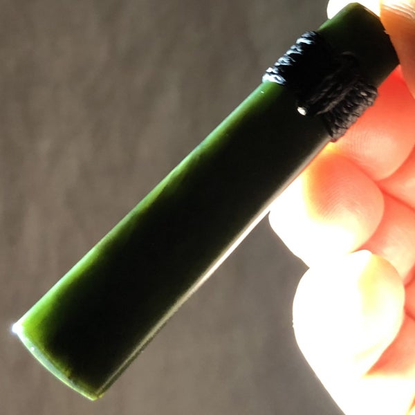 2 DAY AUCTION: 6cm Greenstone Toki Pendant $1 Reserve Carousel 2
