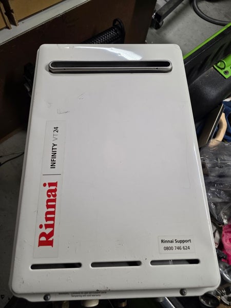 Rinnai infinity VT 24 unit Carousel 1