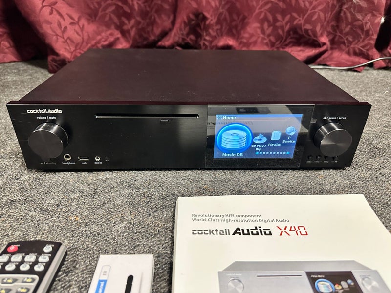 Cocktail Audio X40 High-resolution DAC Audio Streamer + 2 TB HDD Carousel 1
