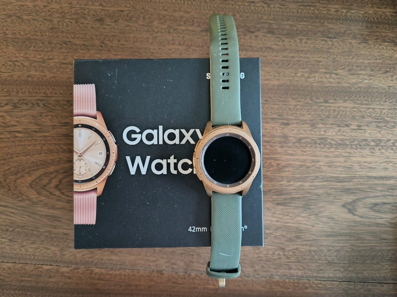 Samsung 42mm Carousel 1