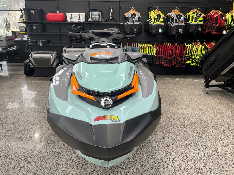 2024 SeaDoo Wake Pro 23063613535346819112
