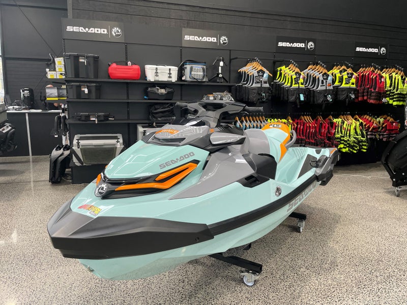 2024 SeaDoo Wake Pro 23063613535346819111