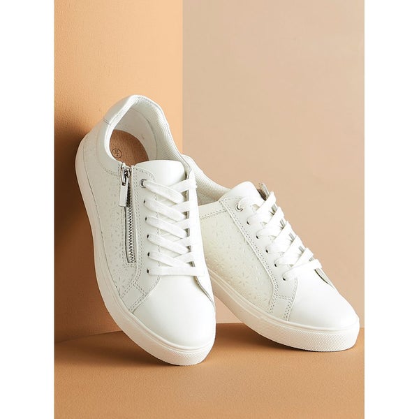 Amortyl Embossed Leather Sneaker - Size 9 - White Carousel 1
