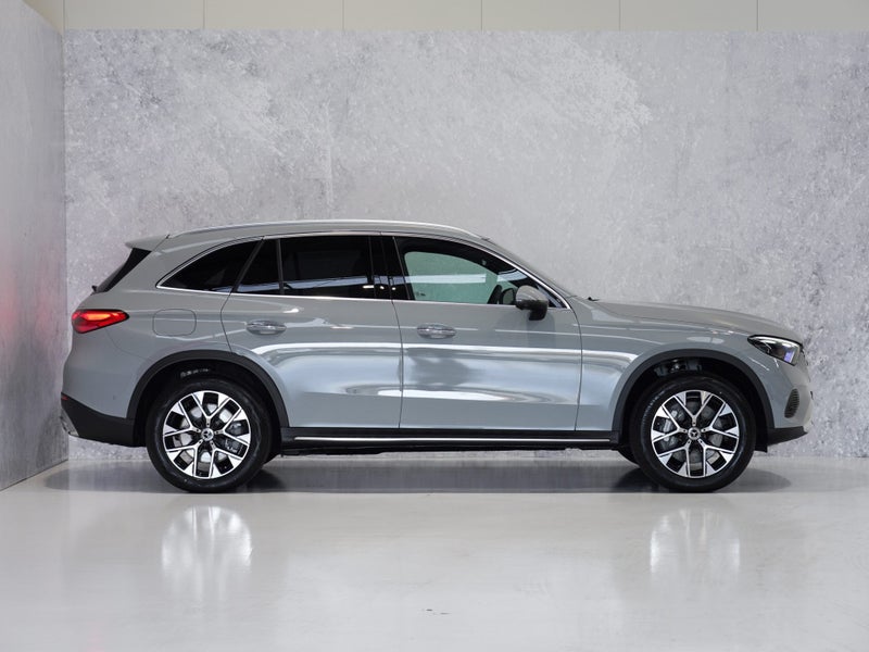 2025 Mercedes-Benz GLC 350 e 4MATIC SUV63613535570179114