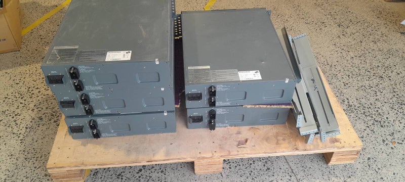 Socomec NETYS RT UPS Units + Accessories – Bulk Lot – 2nd Hand63617765101441112