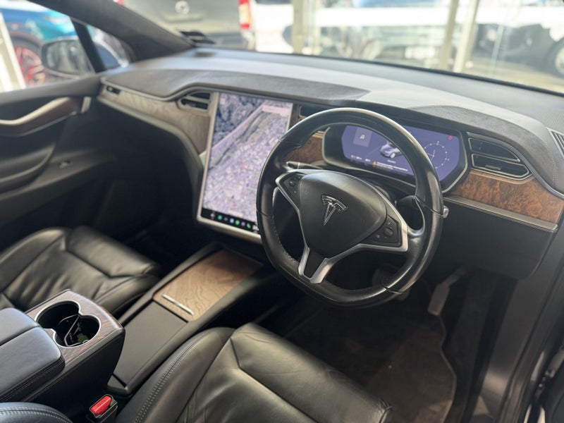 2017 Tesla Model X 90D63613535641601111