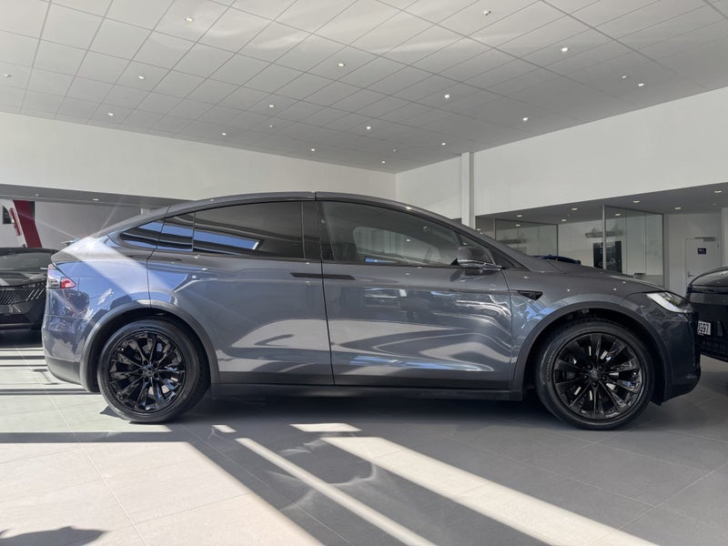 2017 Tesla Model X 90D63613535641601114