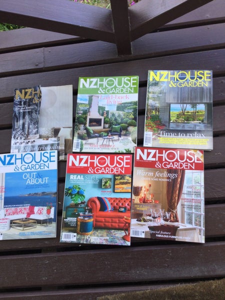 6 NZ HOUSE & GARDEN MAGAZINES Carousel 1