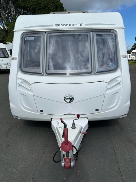 2010 Swift Charisma Fixed bed63613535688195112