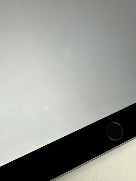 Apple iPad Pro 10.5" 256GB Space Grey WiFi Carousel 6