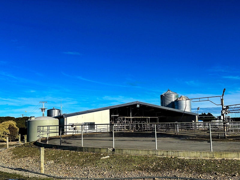 Quality Southland Dairy Unit63614813498369112