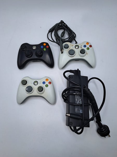 * 250GB Xbox 360 Console w/ 3 Controllers! * Carousel 2