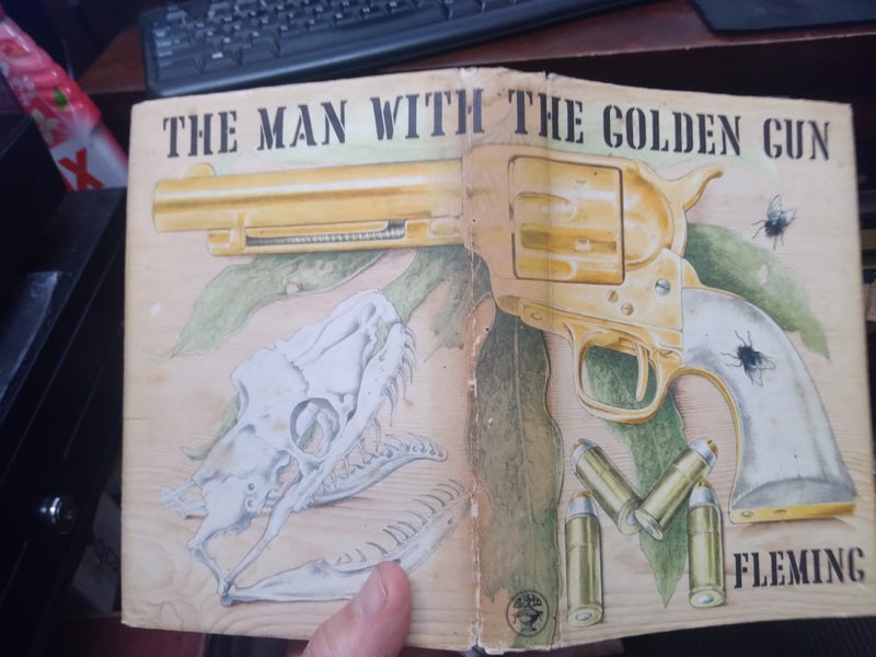 The Man With The Golden Gun - Ian Fleming Carousel 2