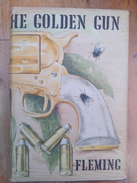 The Man With The Golden Gun - Ian Fleming Carousel 1