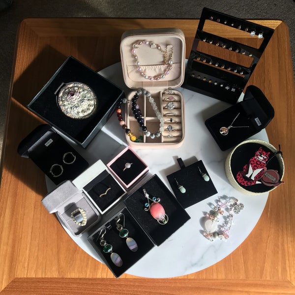 ::: ESTATE STERLING SILVER NEW ITEMS $1-00RES :: PANDORA LOTS OF NEW ITEMS ::: Carousel 2
