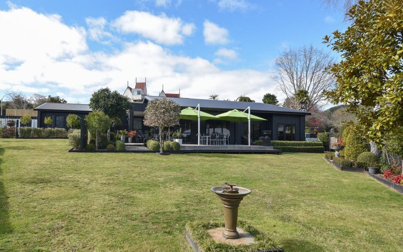 Image 1 of 25