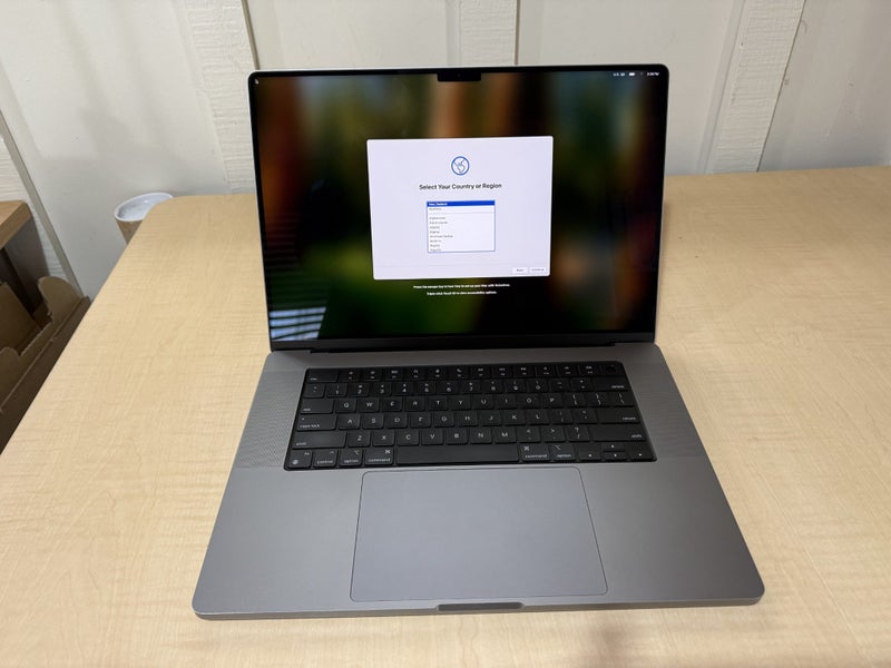 MacBook Pro 16" (2021) 64GB RAM + 1TB Hard Drive - Excellent Condition63617771023874112