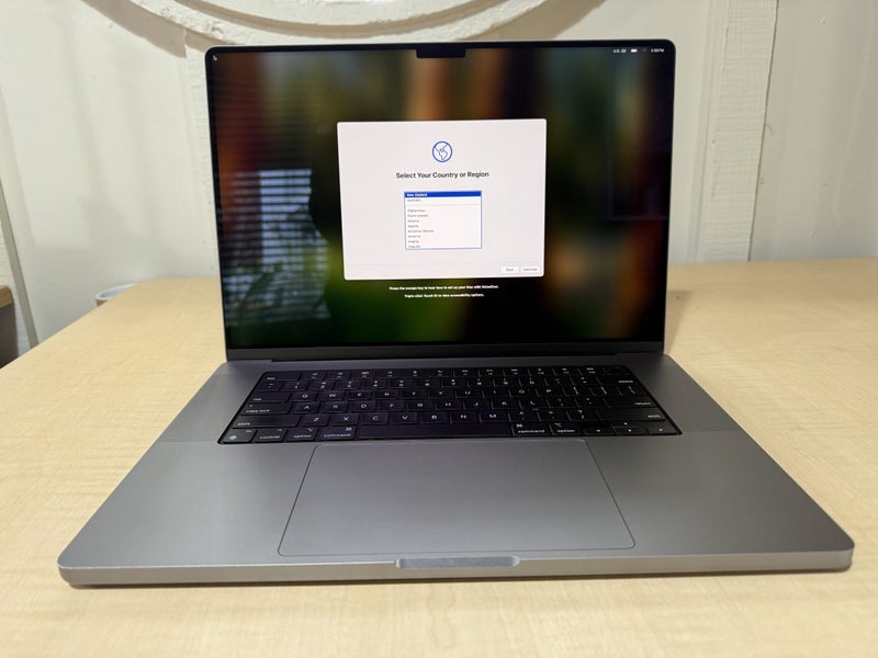 MacBook Pro 16" (2021) 64GB RAM + 1TB Hard Drive - Excellent Condition63617771023874113