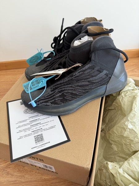 Adidas YZY Yeezy QNTM “Onyx” – Brand New US8.5 Carousel 1