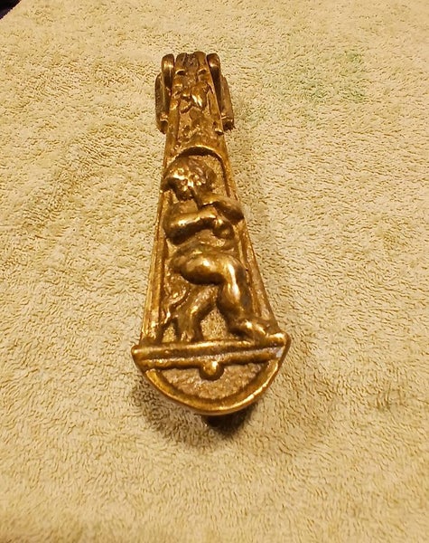 VINTAGE SOLID BRASS / BRONZE CHERUB DOOR KNOCKER / SOLID CAST METAL Carousel 1