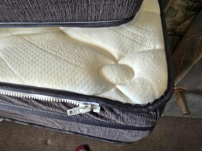 Almost new custom made King Size Mattress and Base63617772321026112