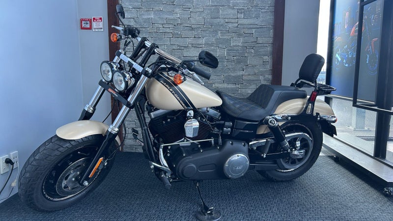 2015 Harley-Davidson FXDF Dyna Fat Bob63613788574850111