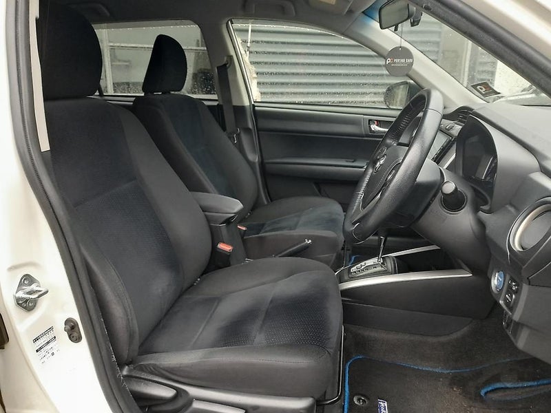 2013 Toyota Corolla Fielder Hybrid G Push Start63613788645761113