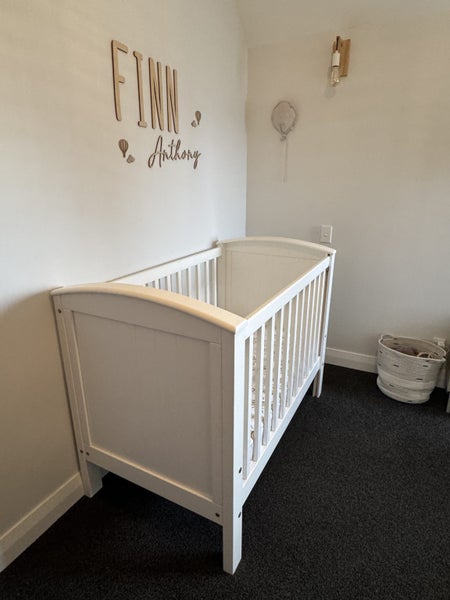 Touch wood cot Carousel 2