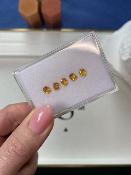 $1 RES ~ $2800 Retail * 2.42ct Yellow Sapphire Layout Carousel 8