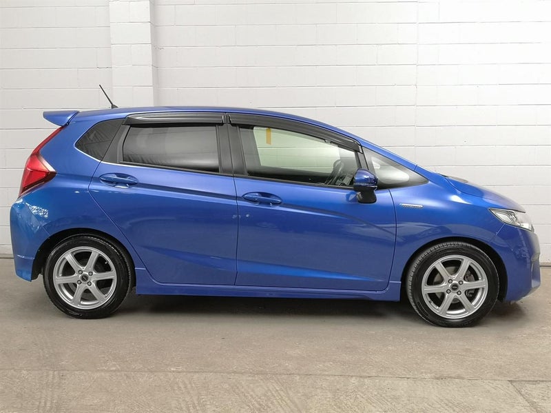 2014 Honda Fit Hybrid, low kms, very tidy63614033082114112