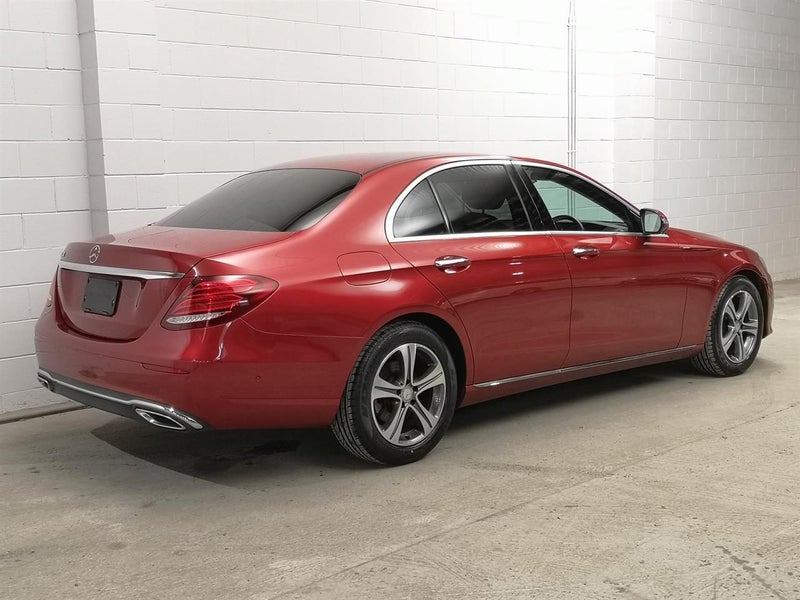 2016 Mercedes-Benz E 200 Leather Trim Super Low...63614033114755111